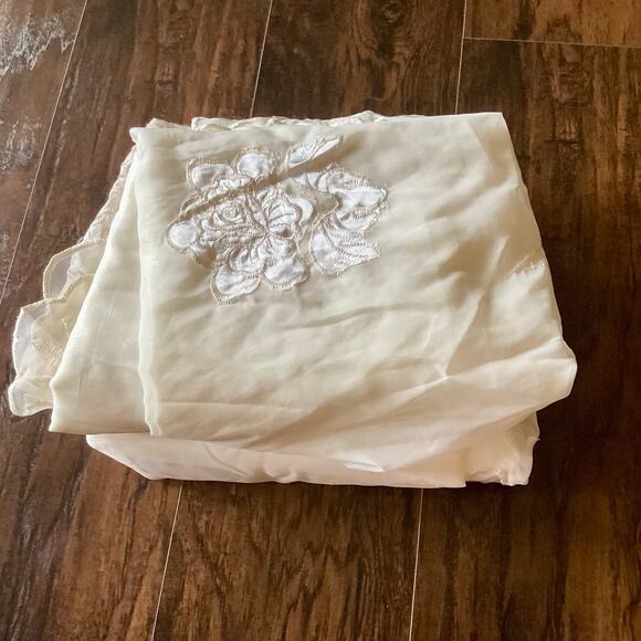 Jaba USA Semi Sheer Curtains w/ Valance - Picture 1 of 11